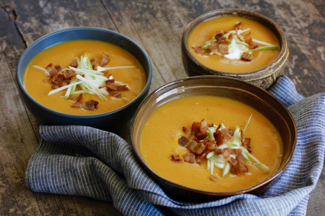 BUTTERNUT SQUASH AND APPLE SOUP on Americas-Table.com
