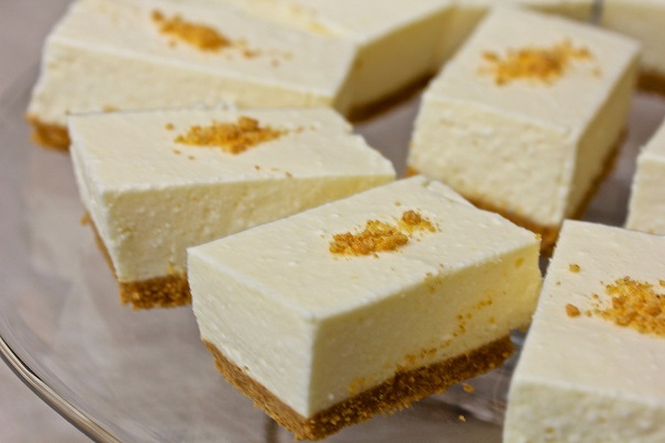 Cheesecake Bars