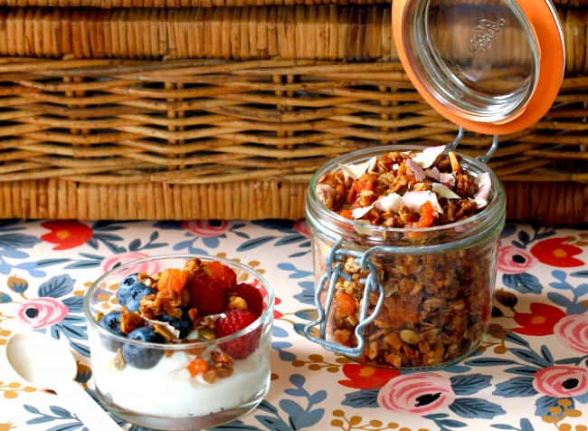 THE SEARCH FOR DELICIOUS: CINNAMON BREAKFAST QUINOA AND APRICOT ROSE GRANOLA on Americas-Table.com