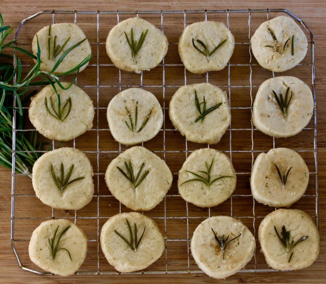 ROSEMARY SHORTBREAD on Americas-Table.com