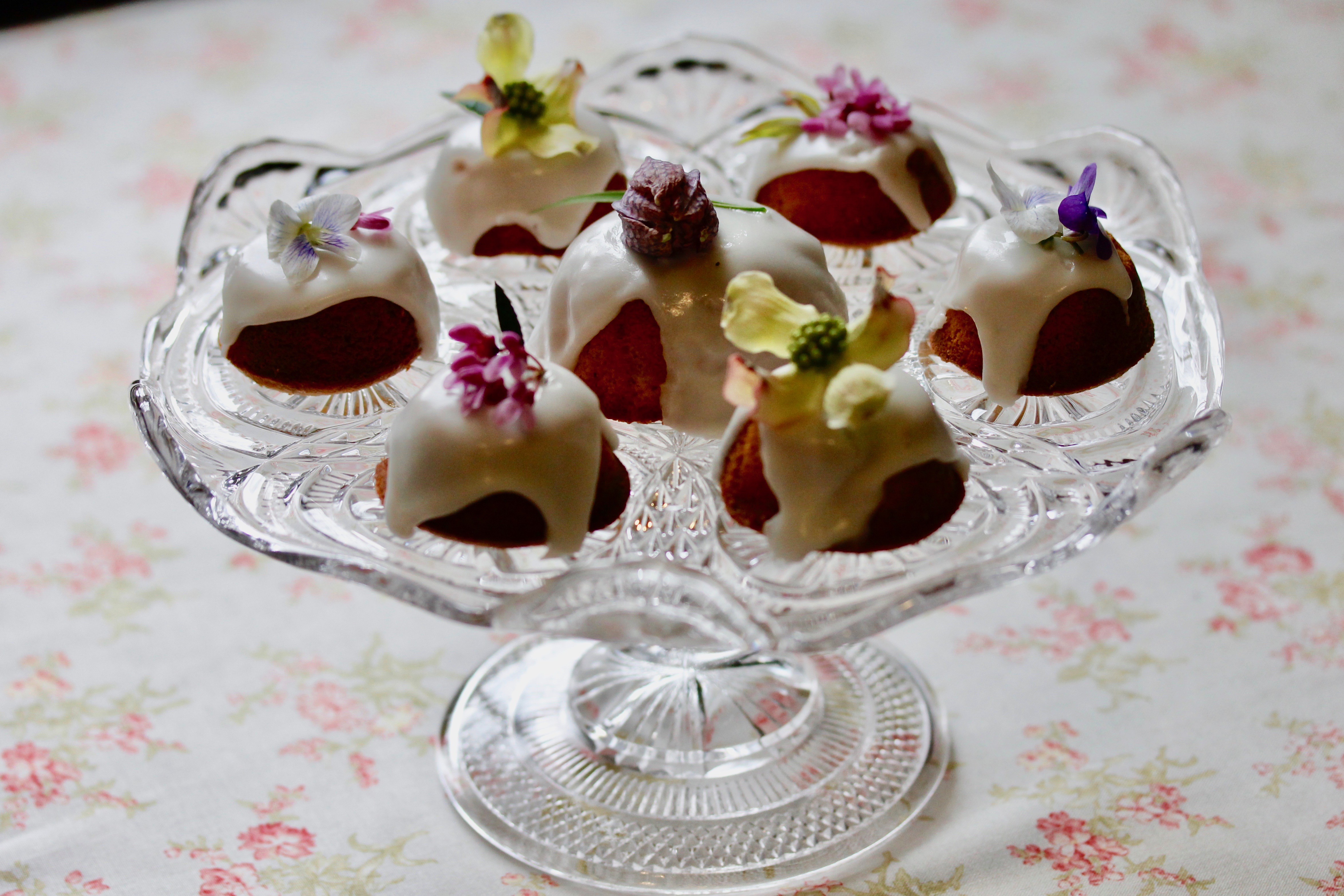 Almond Elderflower and Lime Travel Cakes