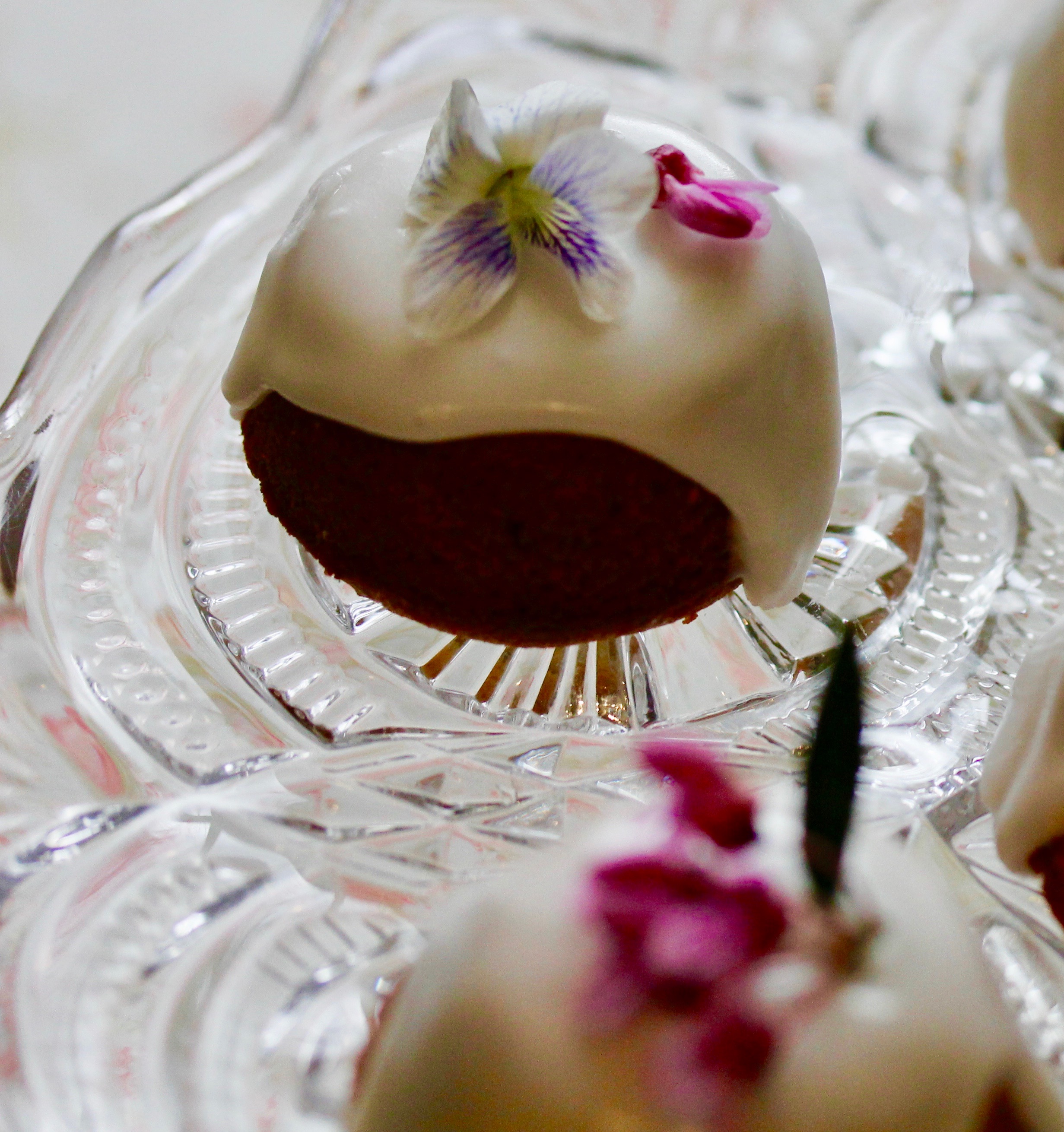 Almond Elderflower and Lime Travel Cakes