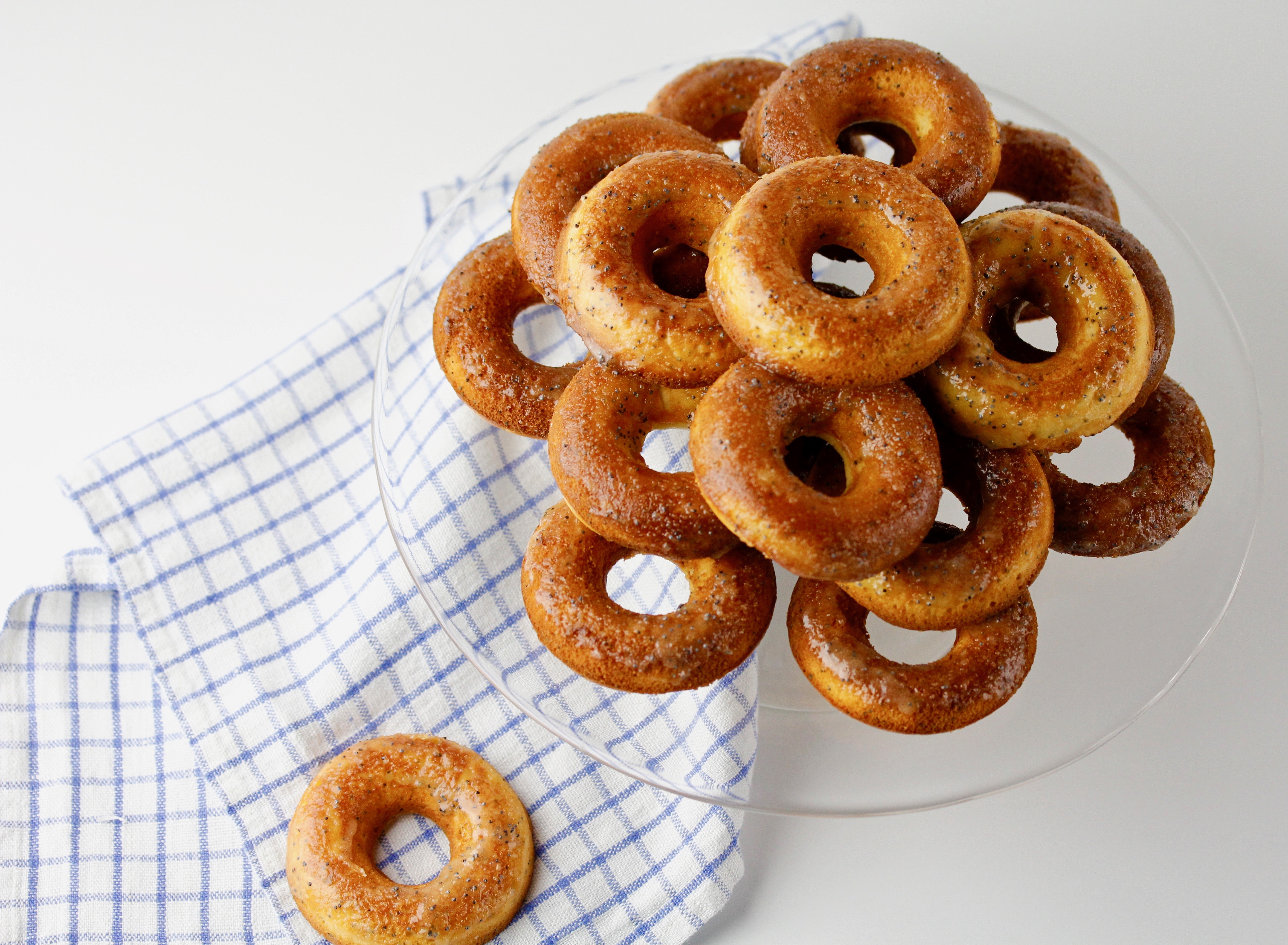 Grapefruit Poppyseed Baked Doughnuts