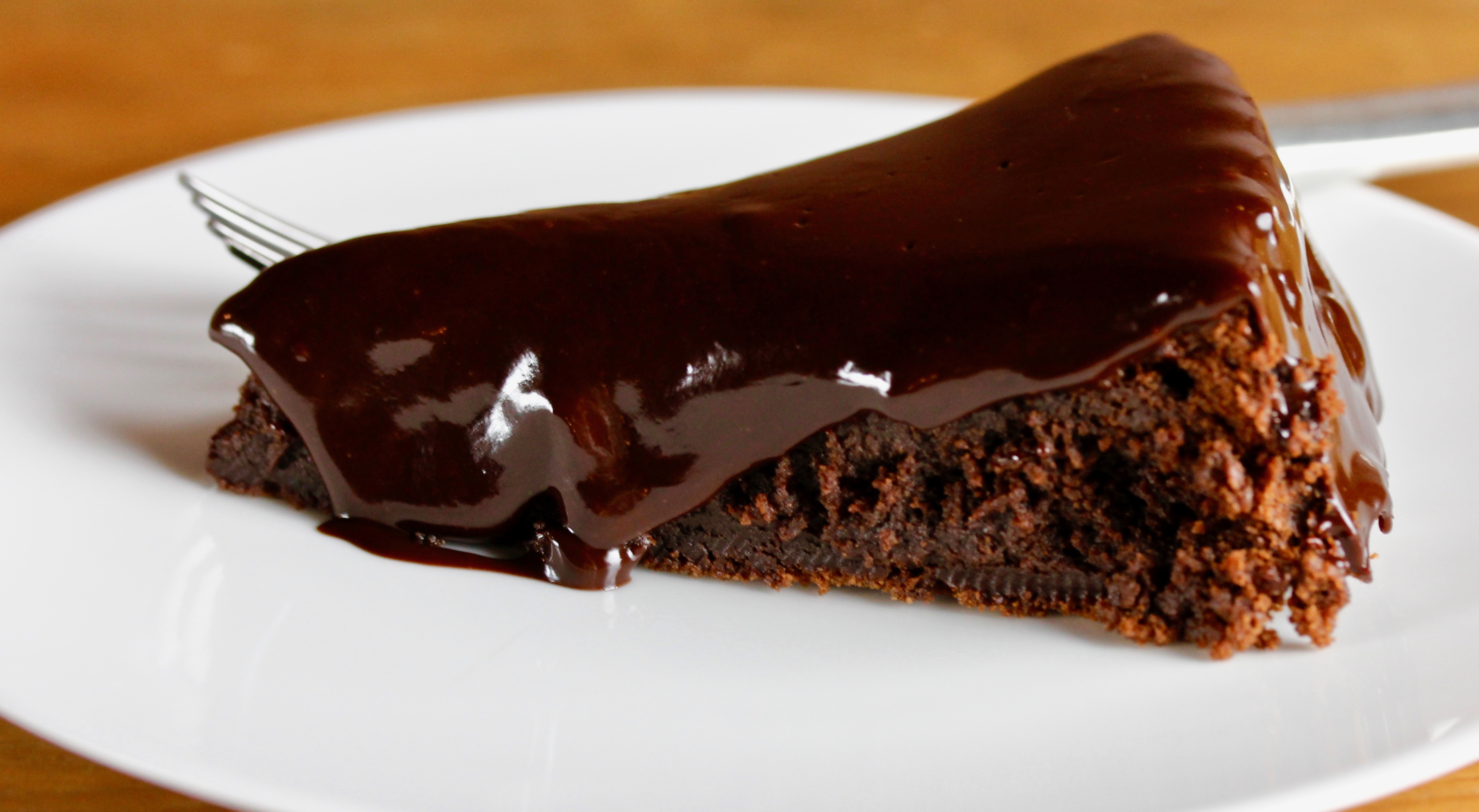 Red Wine Glaze on a Dark Chocolate Cake